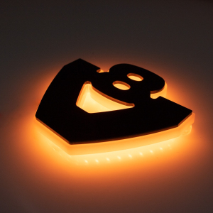 Coppia Logo V8 3D retroilluminato per carene laterali - LED ARANCIO